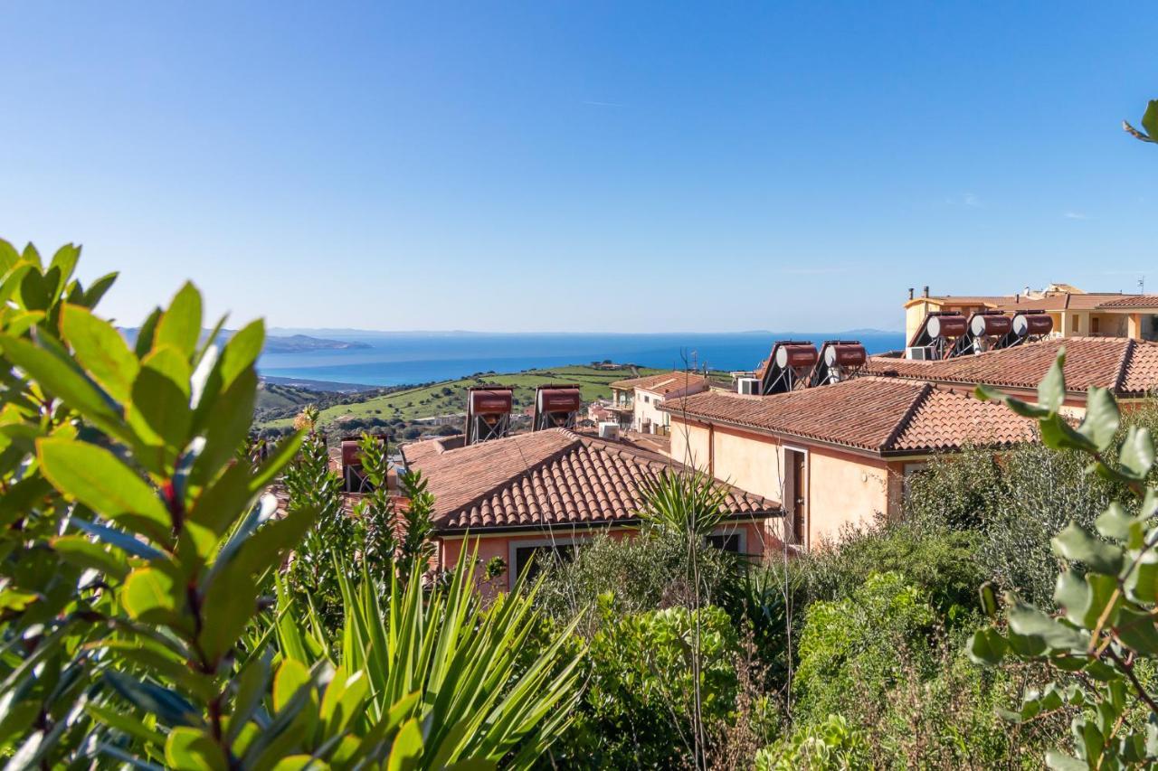 Residence Pala Stiddata Trinita d'Agultu e Vignola Exterior foto