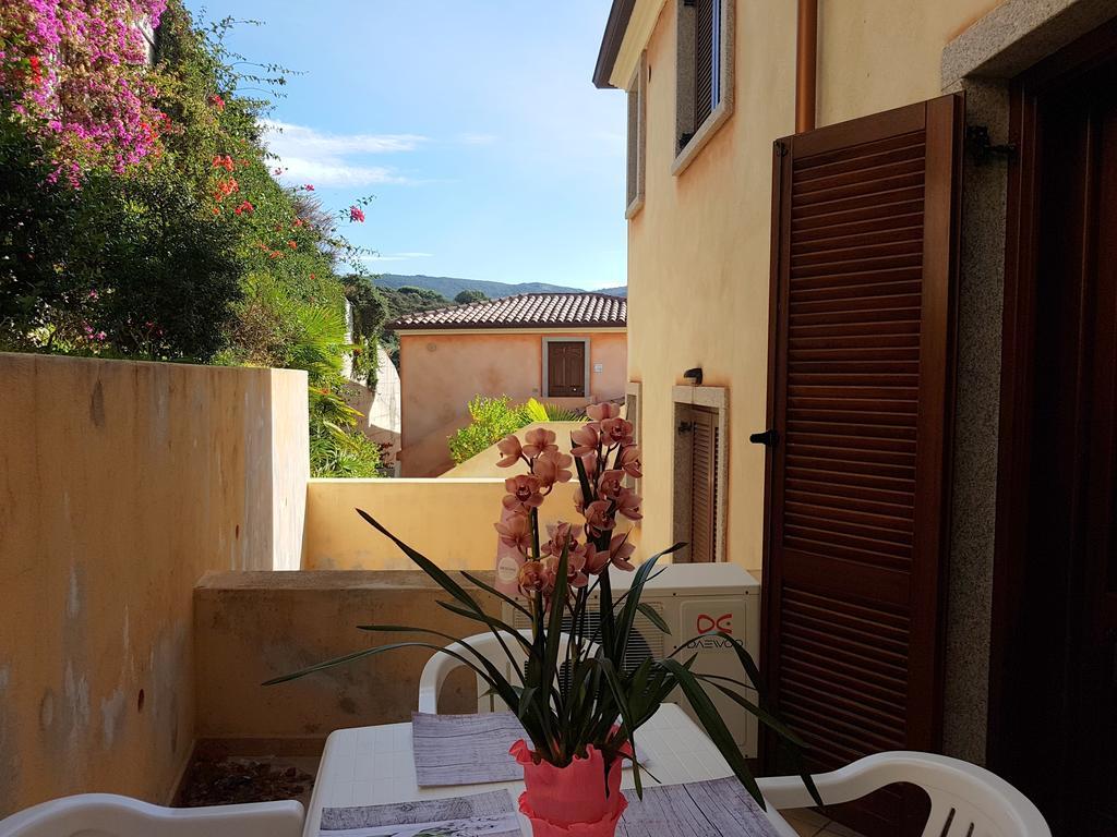 Residence Pala Stiddata Trinita d'Agultu e Vignola Exterior foto