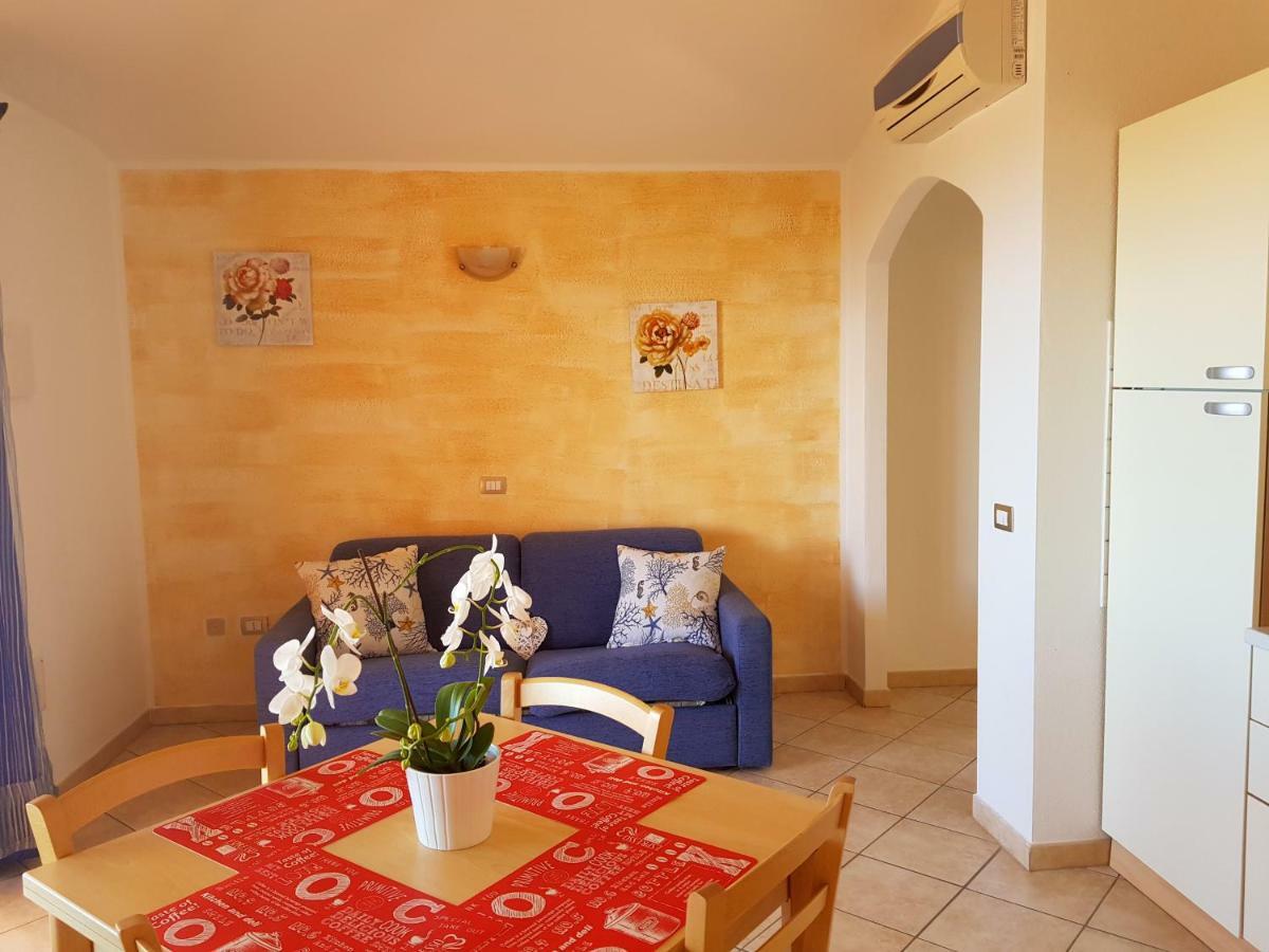 Residence Pala Stiddata Trinita d'Agultu e Vignola Exterior foto