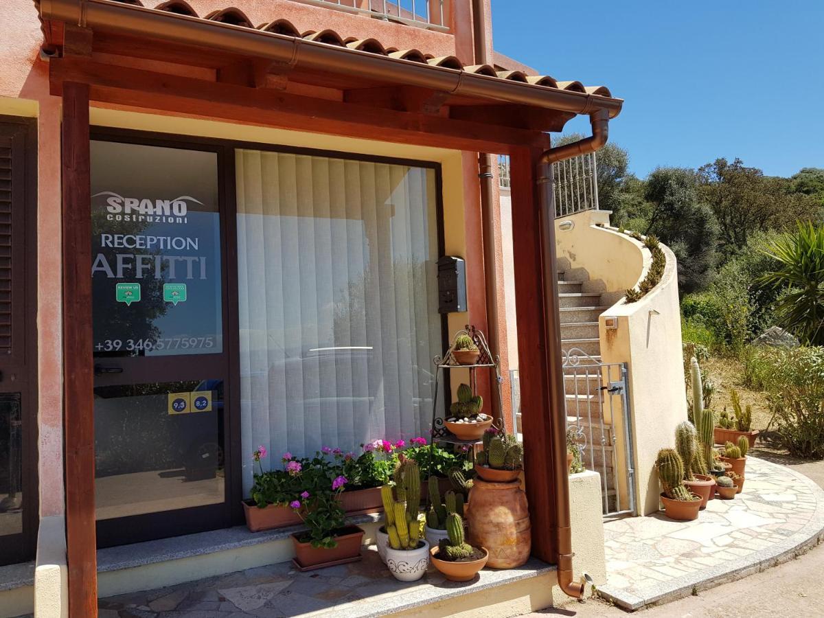Residence Pala Stiddata Trinita d'Agultu e Vignola Exterior foto